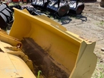 Used Komatsu Bucket,Back of used Bucket,Used Bucket in yard